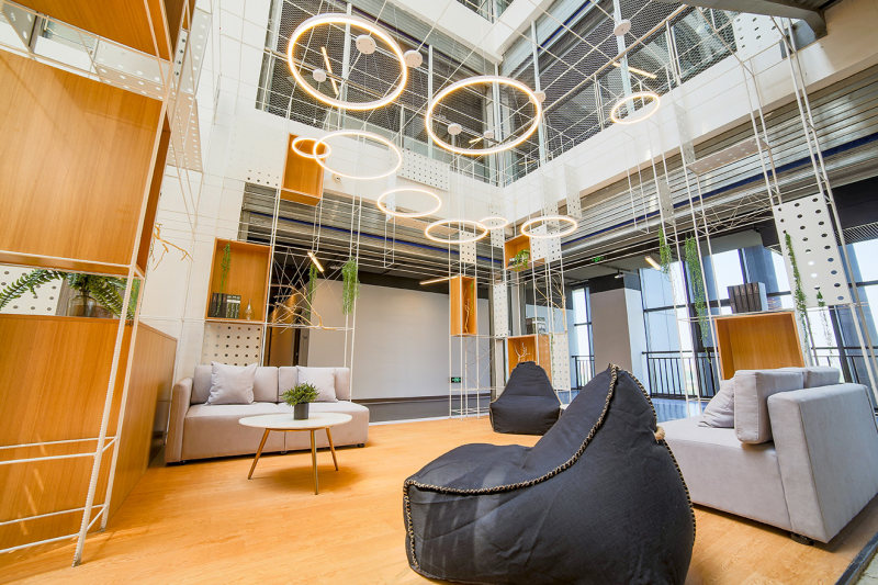 東麒路店-南京市江寧區天行西路9號潤景科技廣場1幢